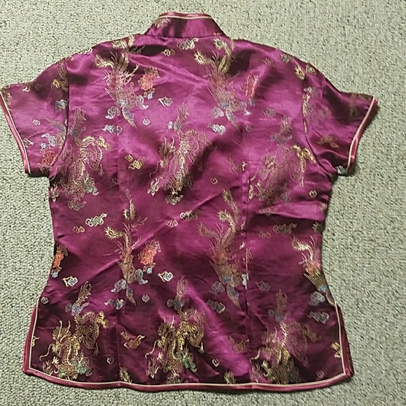 Asian style top. - Picture 2 of 7